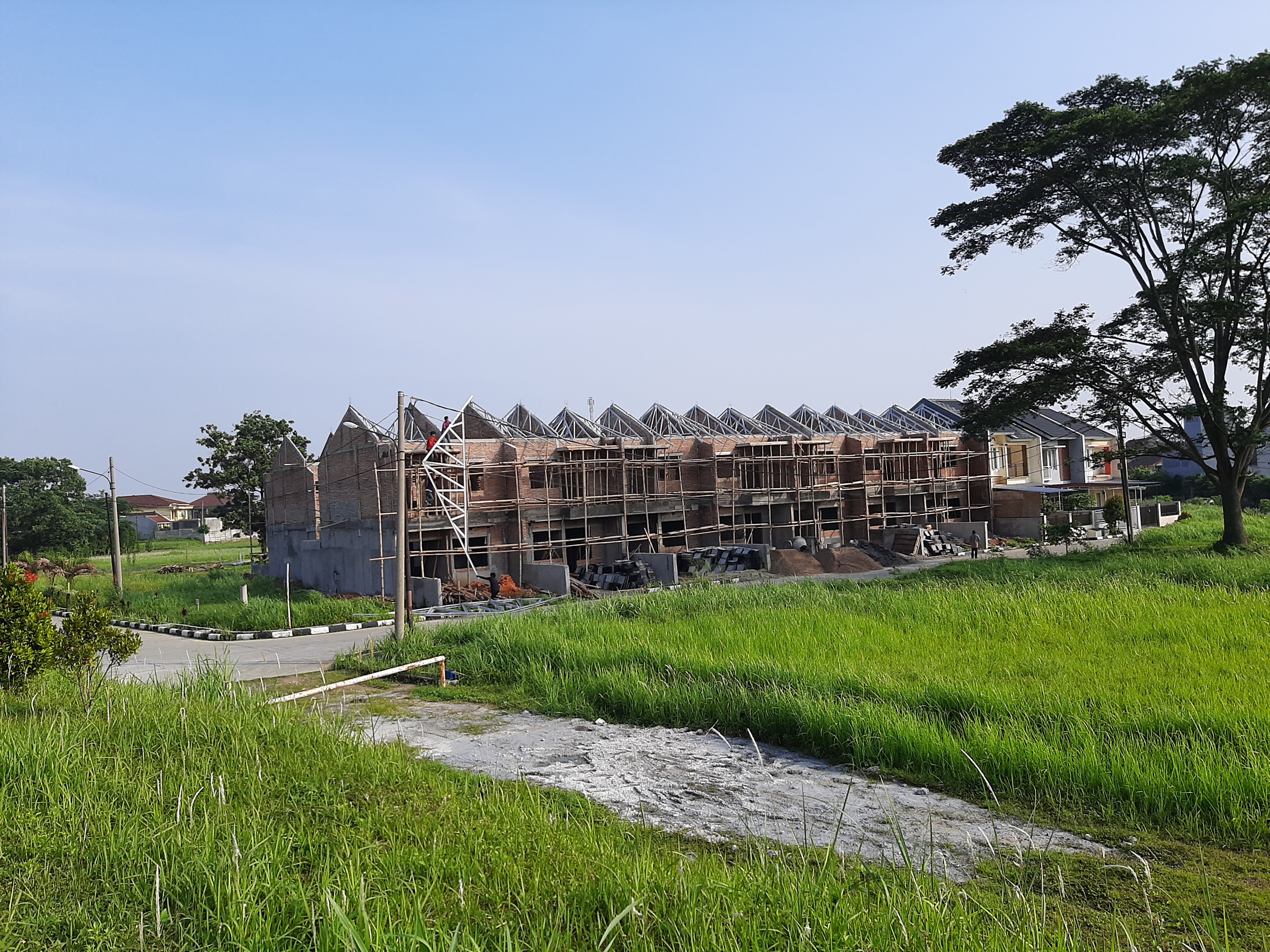 Lahan kavling siap bangun di Tanah Baru Residence