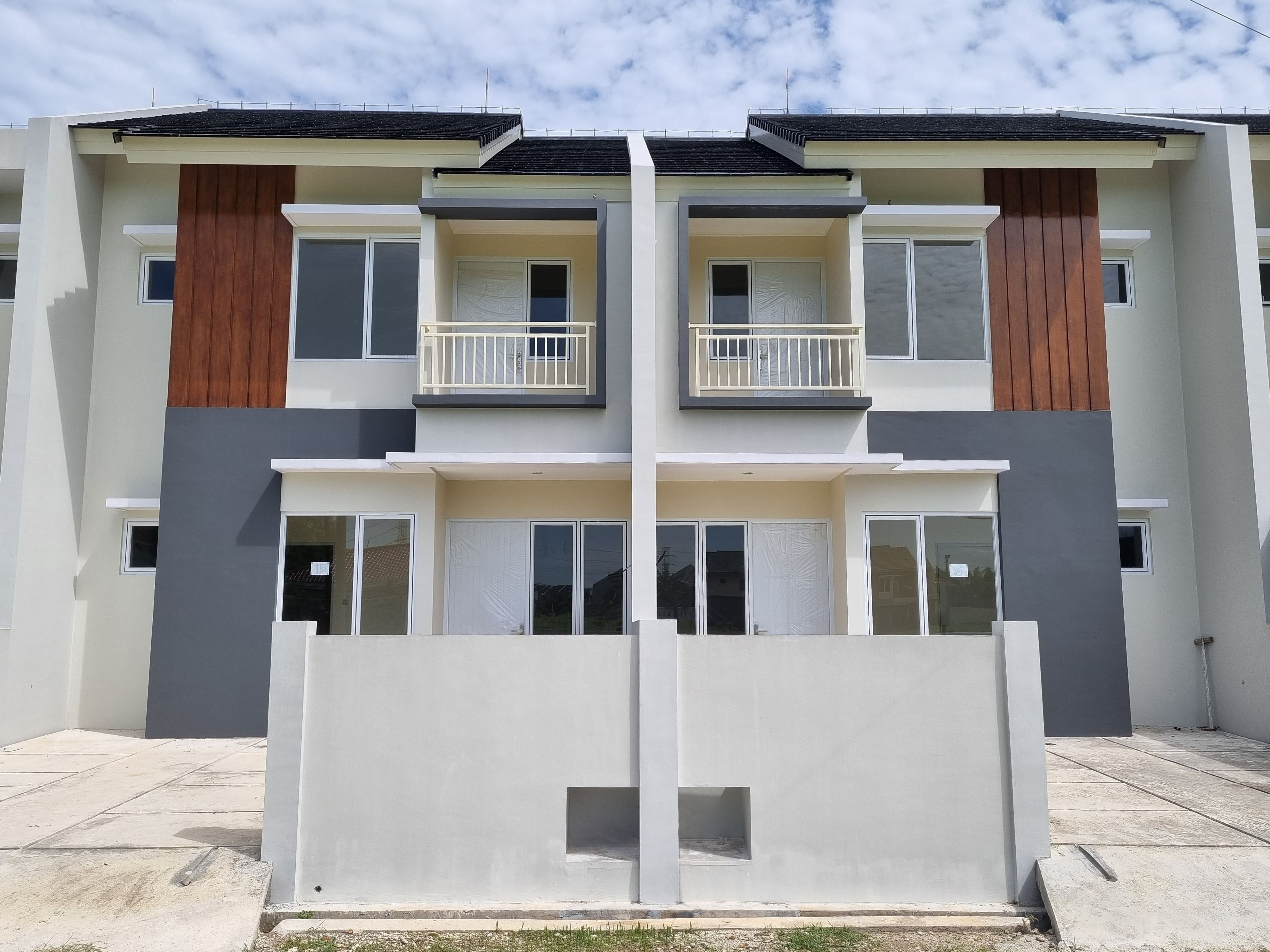 Rumah Tipe Orchid 120/112 di Tanah Baru Residence